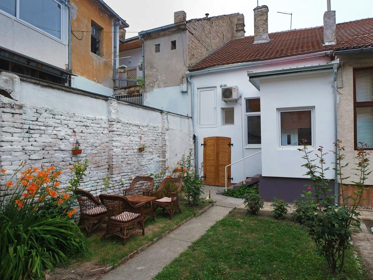Apartamento Oaza Centar Novi Sad Exterior foto
